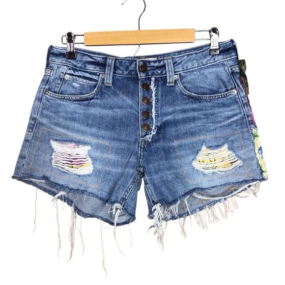 OOAK We The Free Upcycled Denim Cutoff Foral & Patch Shorts Button Front Sz 26 - Picture 15 of 15